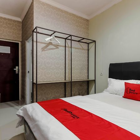 Reddoorz Plus Near Lippo Cikarang Mall 베카시 외부 사진