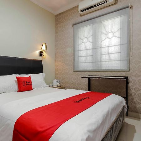 Reddoorz Plus Near Lippo Cikarang Mall 베카시 외부 사진