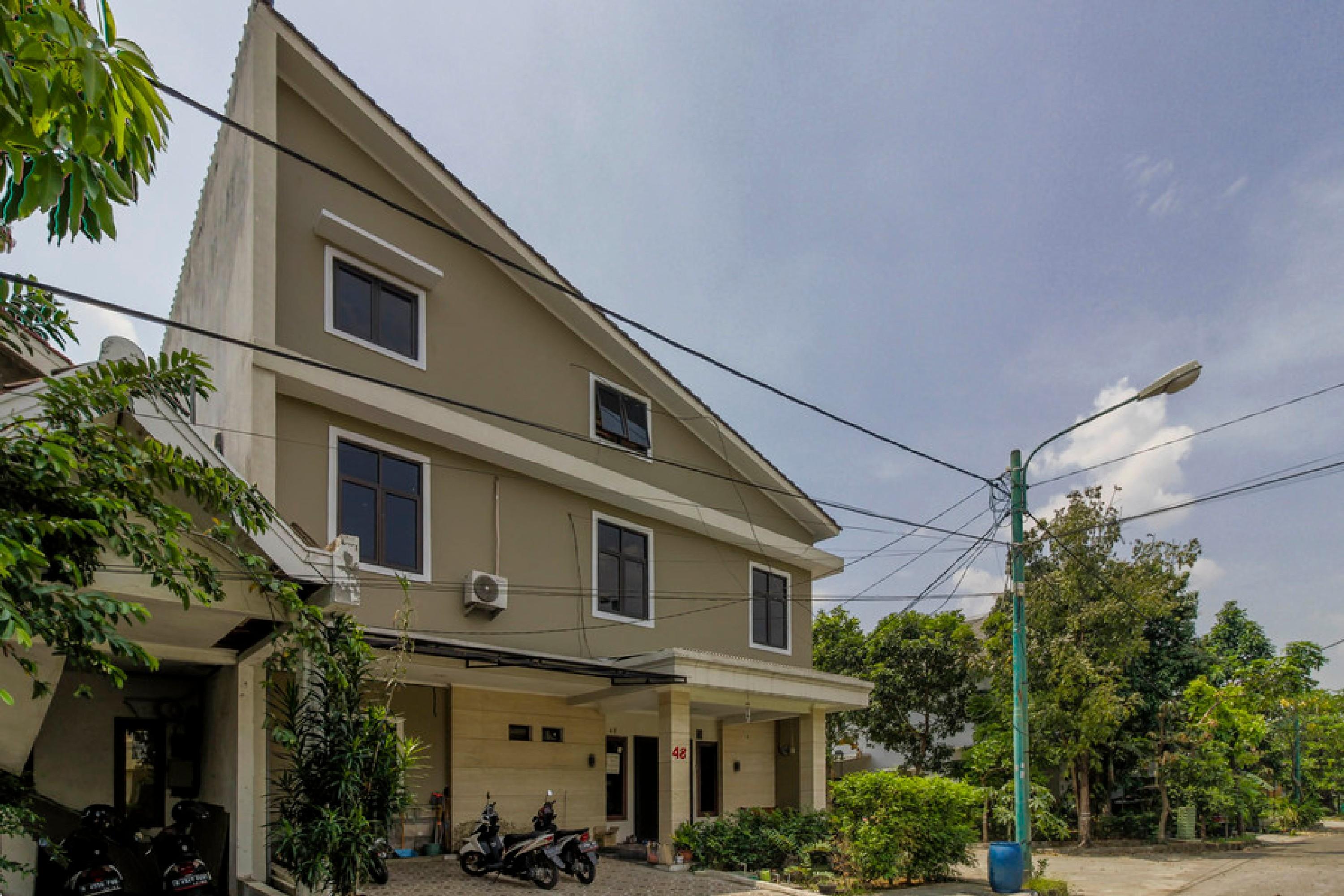 Reddoorz Plus Near Lippo Cikarang Mall 베카시 외부 사진