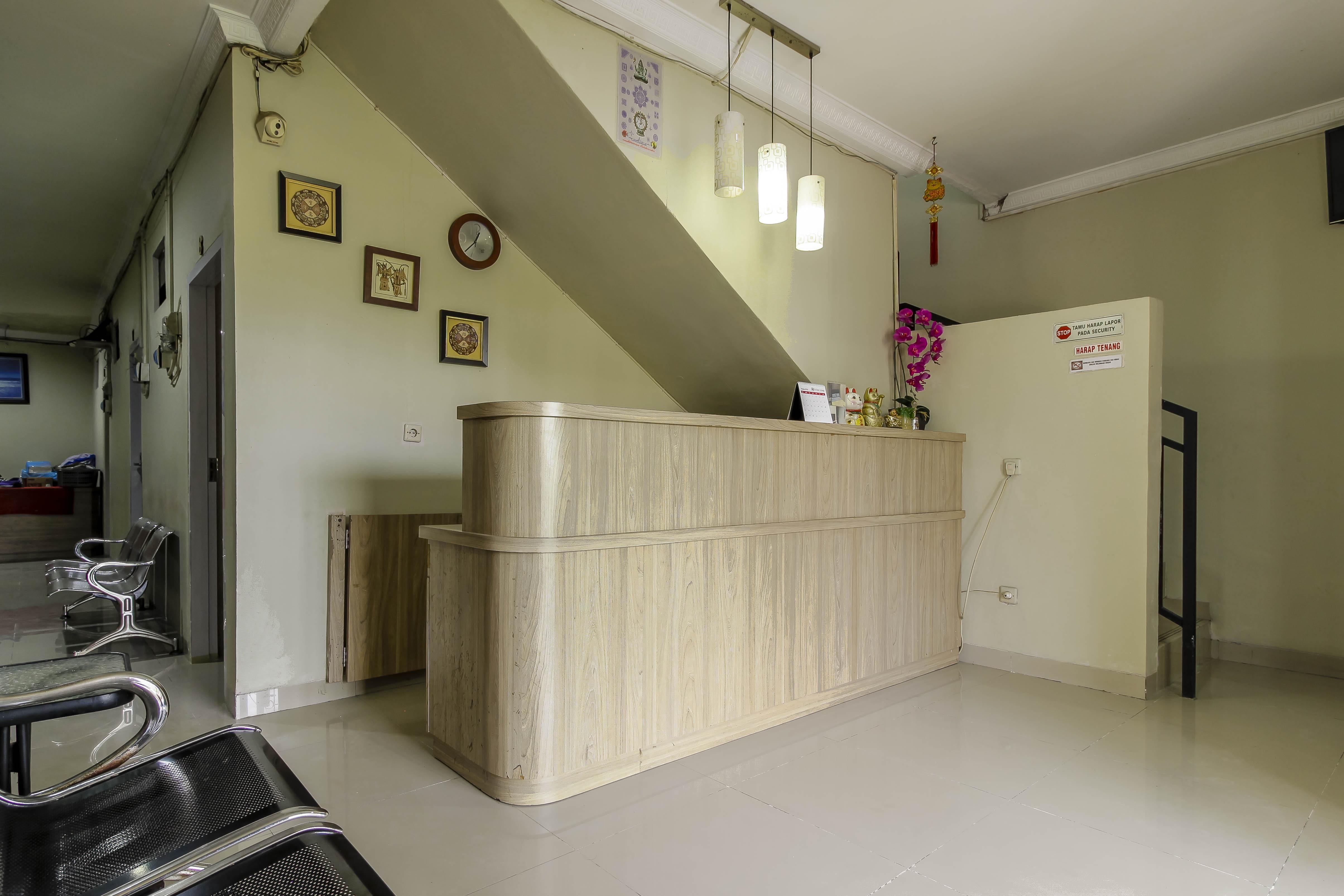 Reddoorz Plus Near Lippo Cikarang Mall 베카시 외부 사진